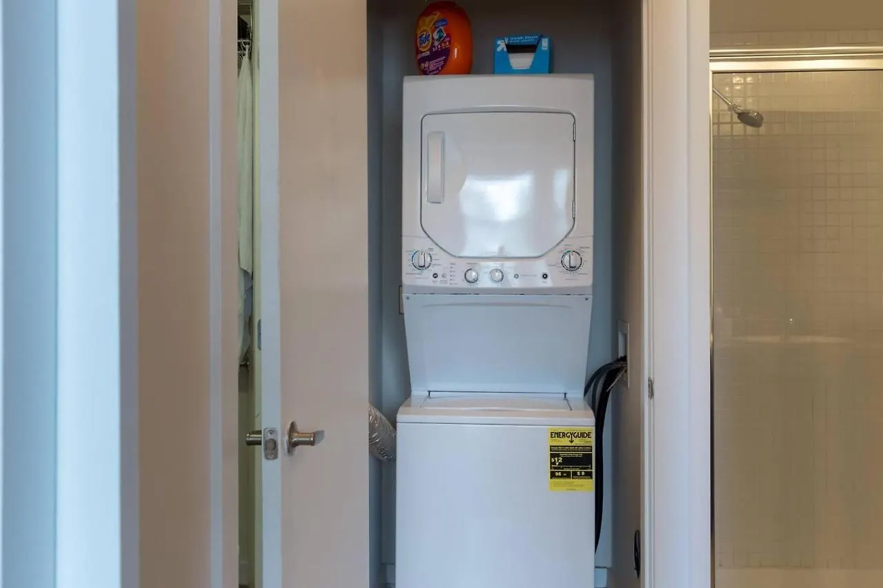 Trifecta 10 Min Walk To Epicentre Superhost Apartment Charlotte